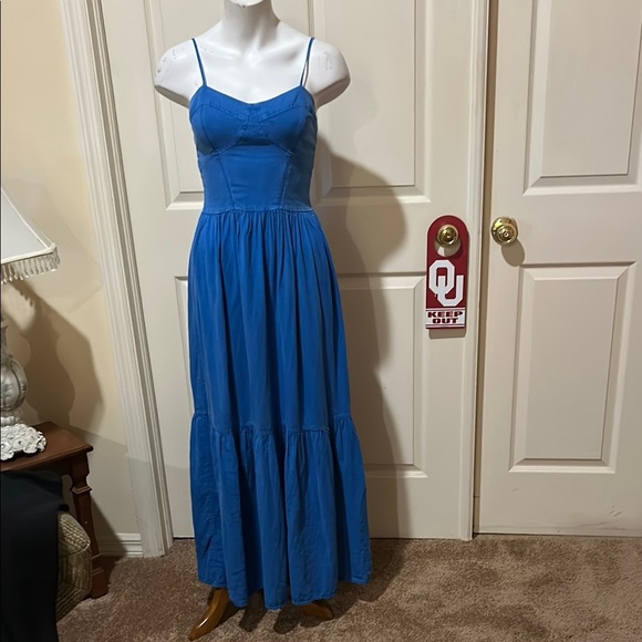 Young Fabulous & Broke Blue Sleeveless Tiered Maxi Dress. Smocked back. Medium - Picture 1 of 10